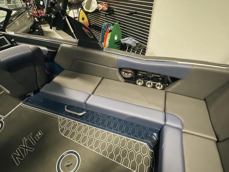 New 2024 MasterCraft NXT24