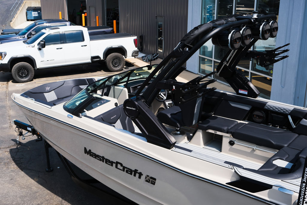 2025 MasterCraft XT24 Icon