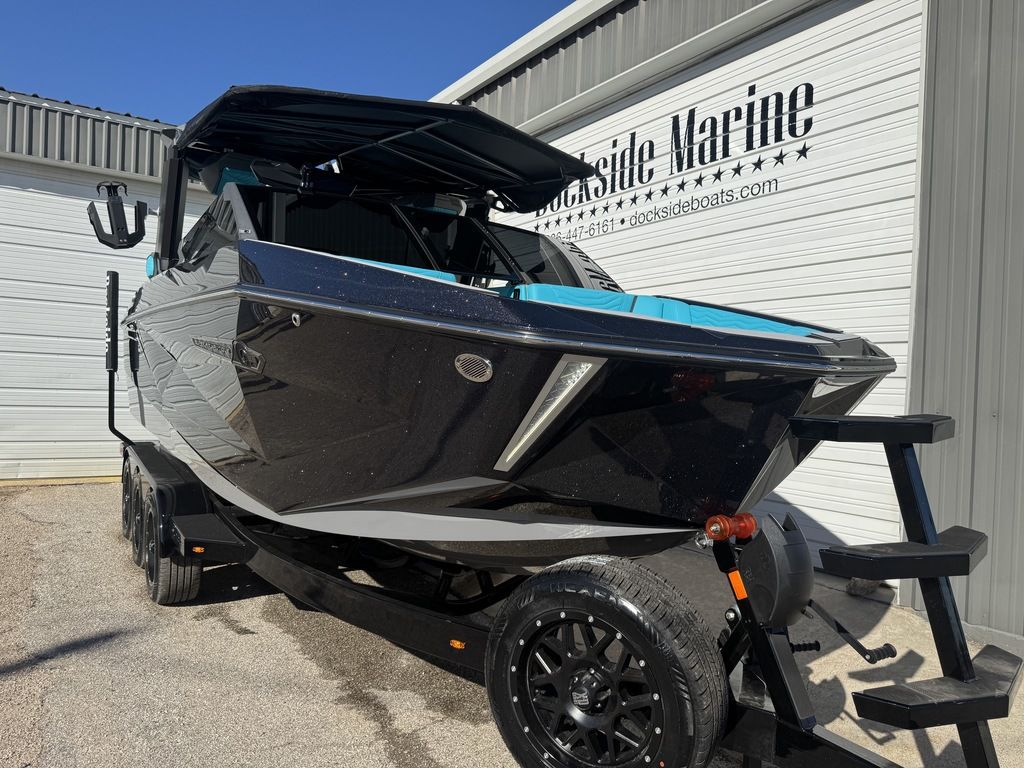2025 Nautique Super Air Nautique G23