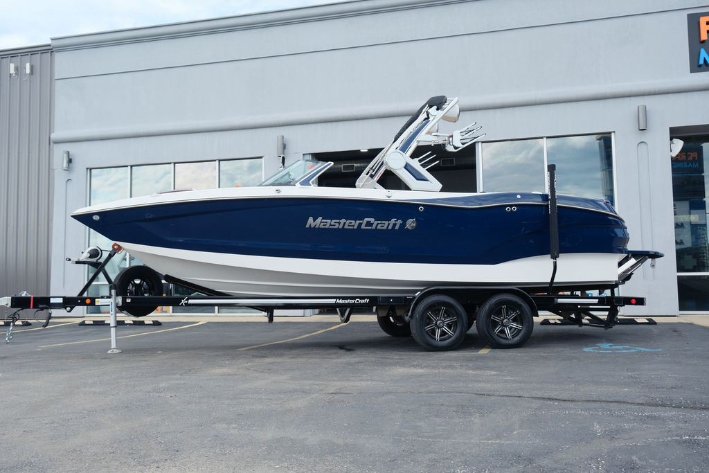 2023 MasterCraft X24  NEW DEALER DEMO HUGE DISCOUNT CALL!! Icon