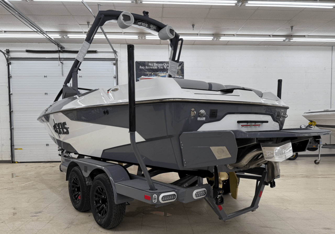 boat.Title