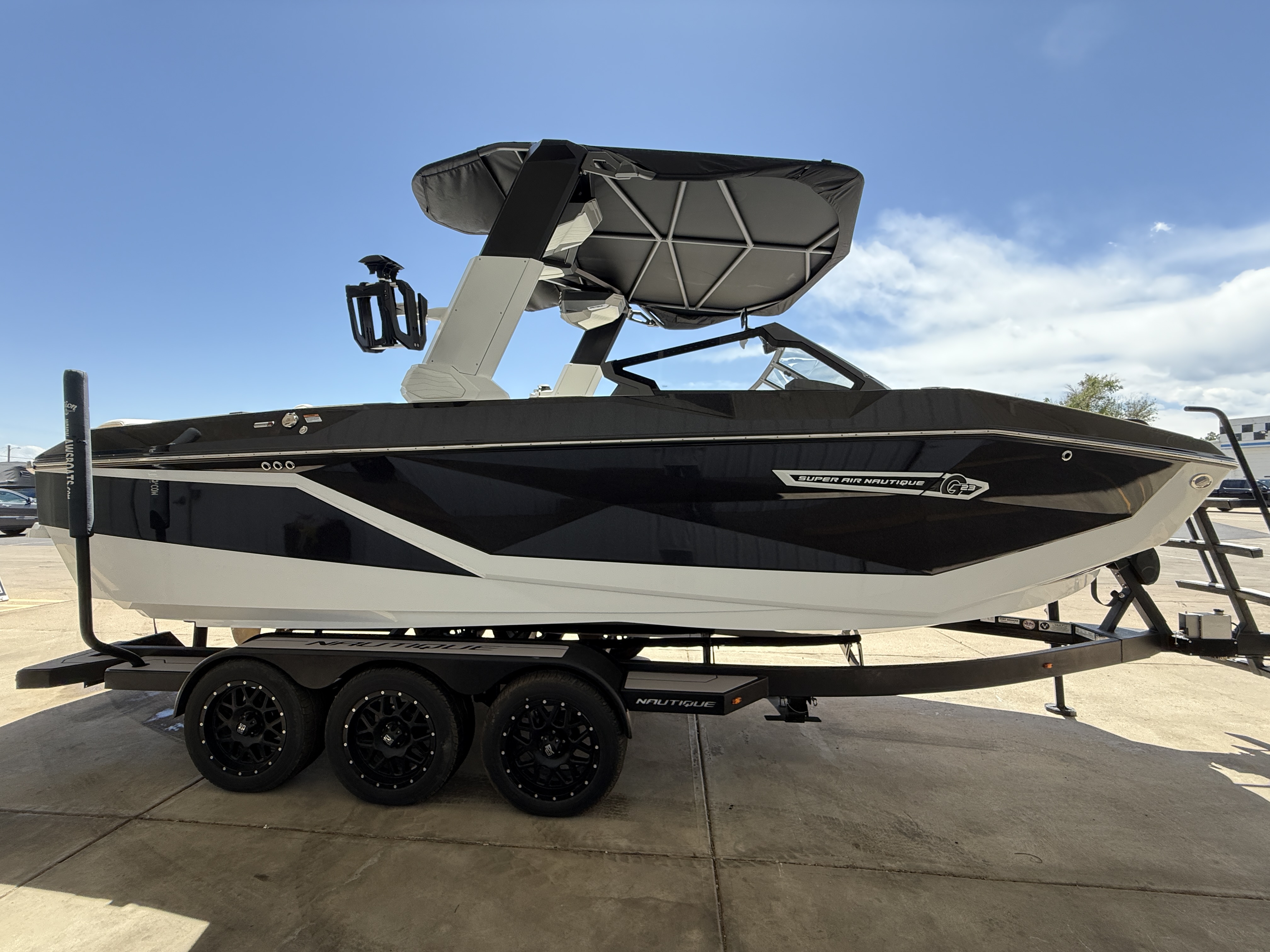 2025 G23 Nautique