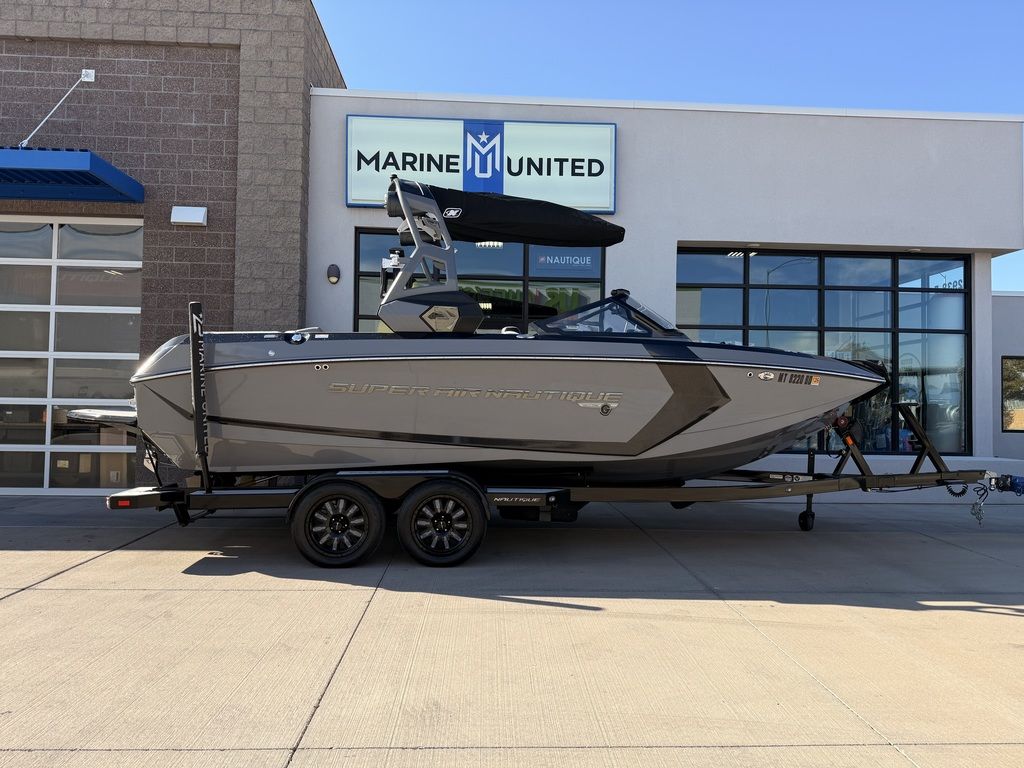 2019 Nautique G23