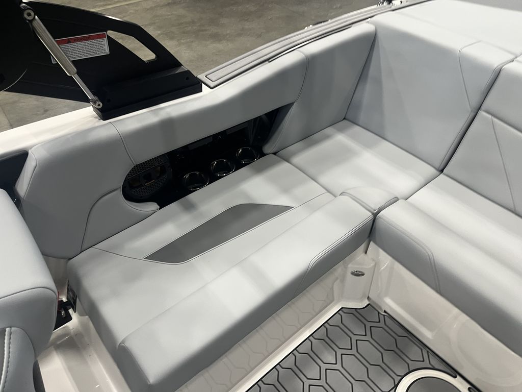 2025 MasterCraft NXT21