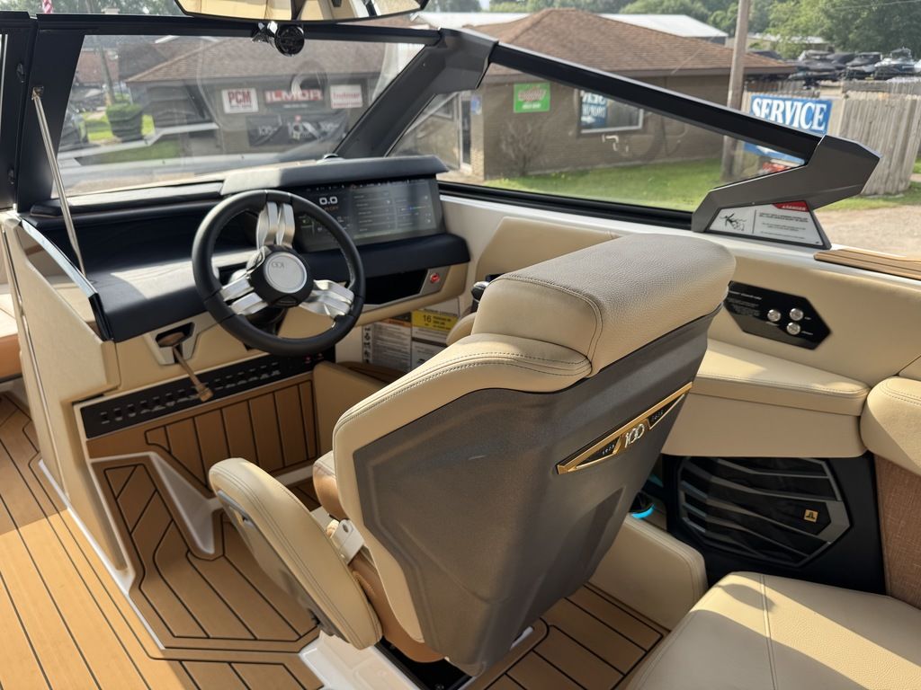 2025 Nautique Super Air Nautique G23