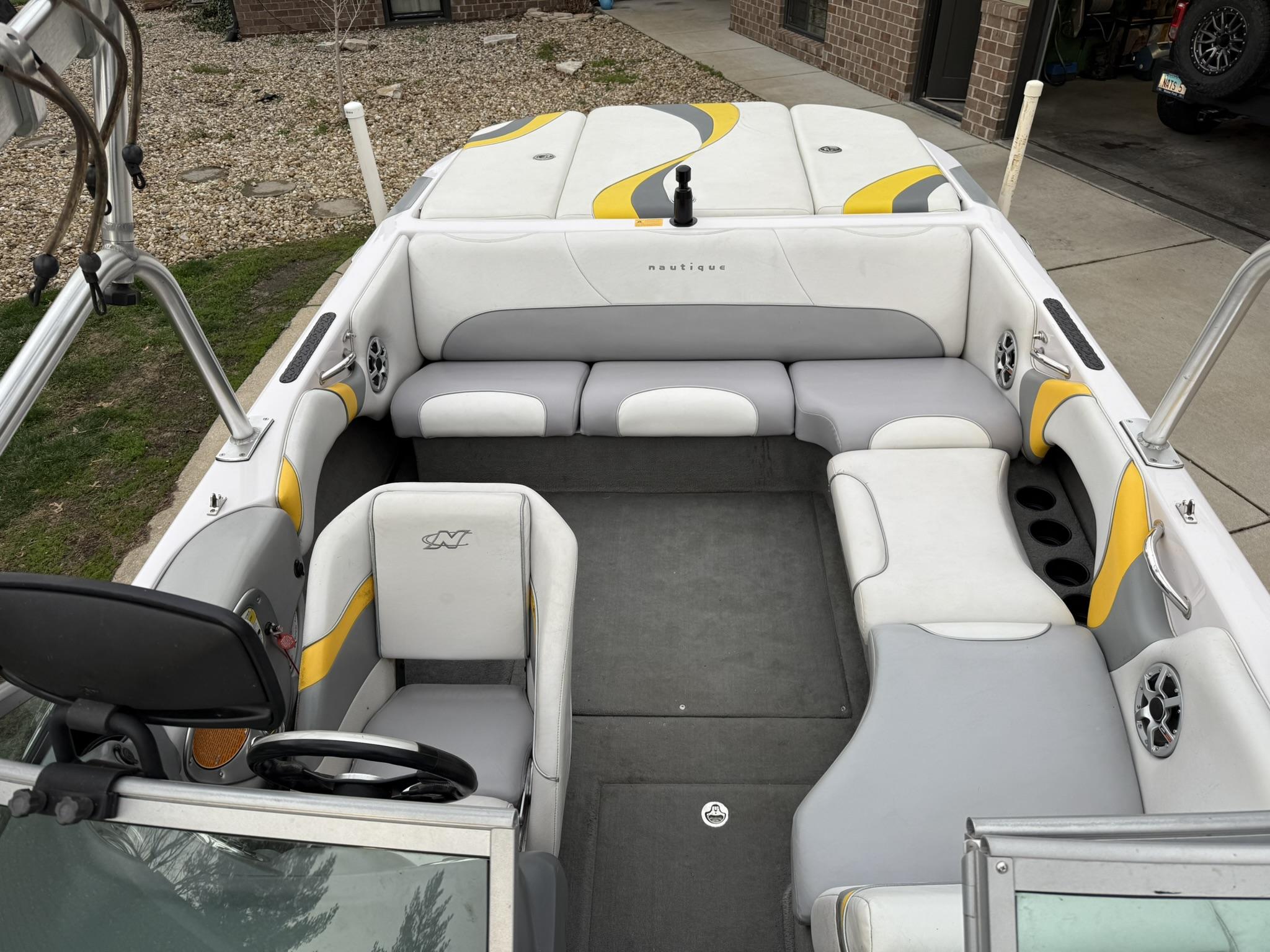 2005 Super Air Nautique 210