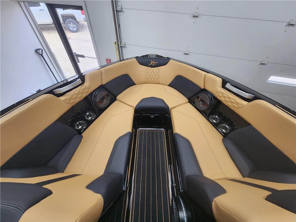 boat.Title