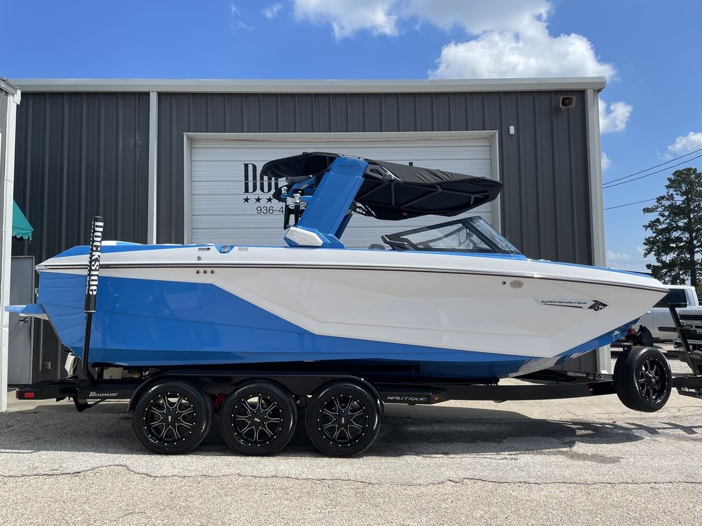boat.Title