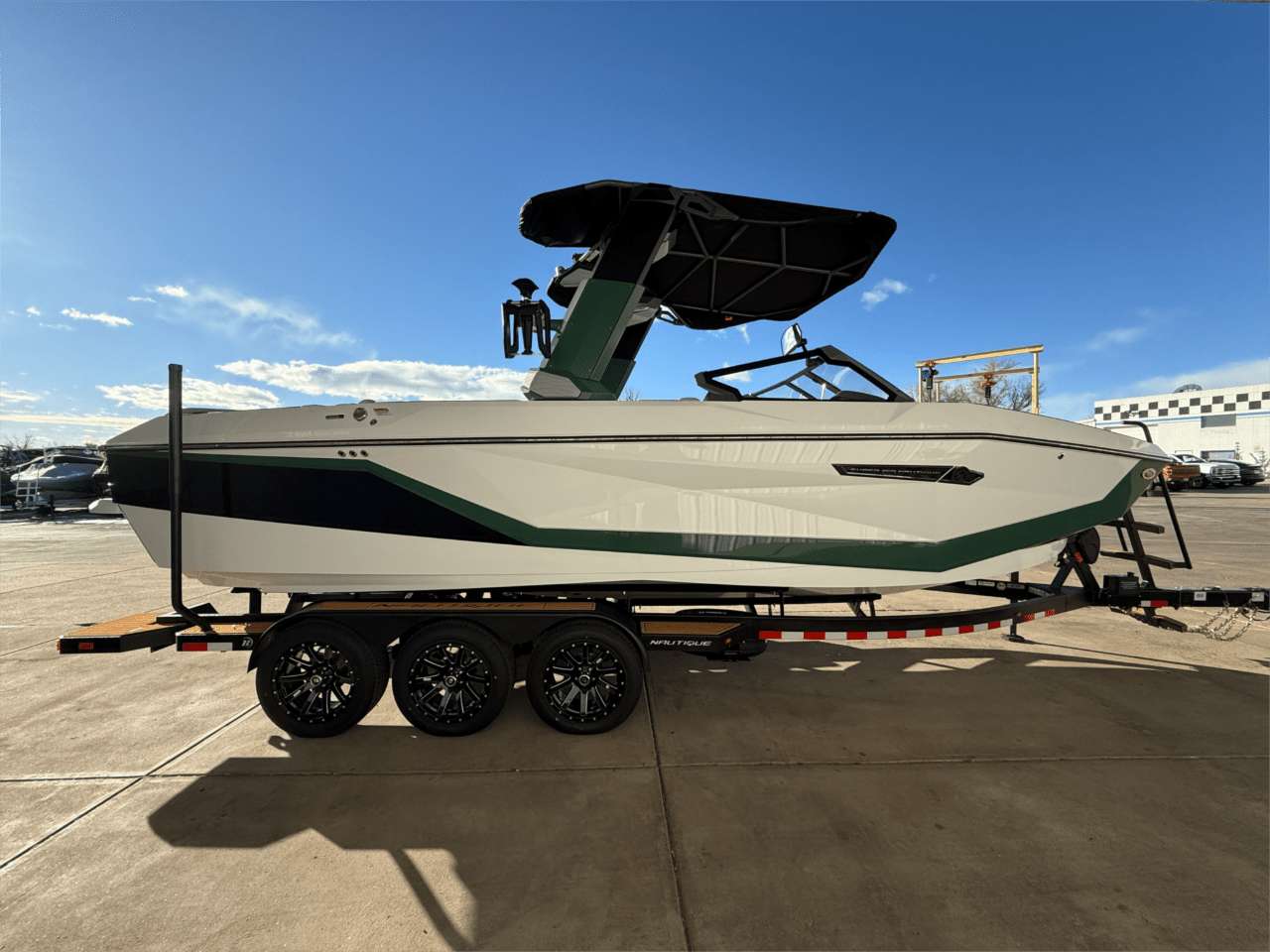 2025 Nautique G25
