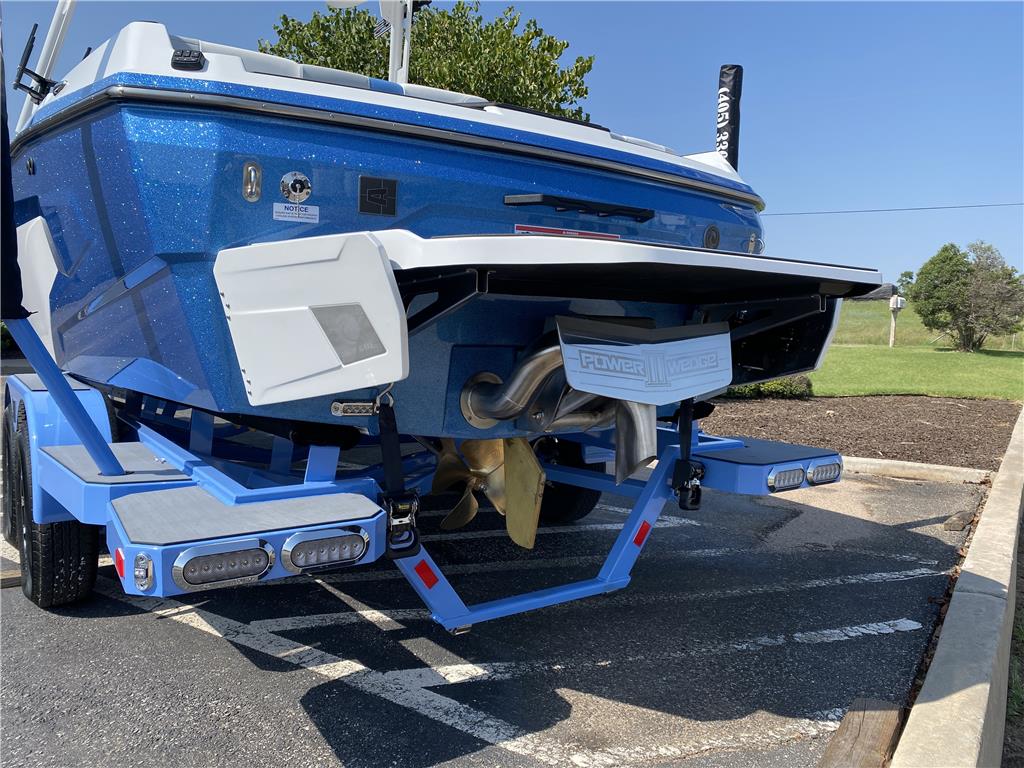 2024 Axis A225
