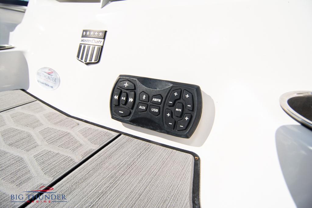 2021 Mastercraft X24