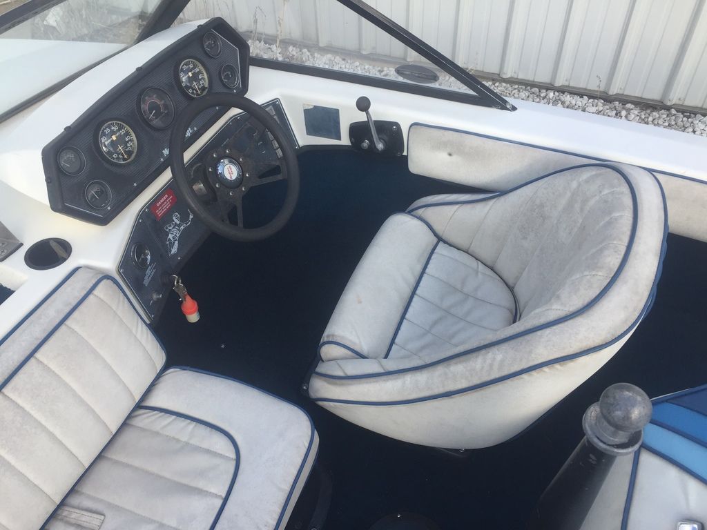 1986 Mastercraft Ski Boat Icon