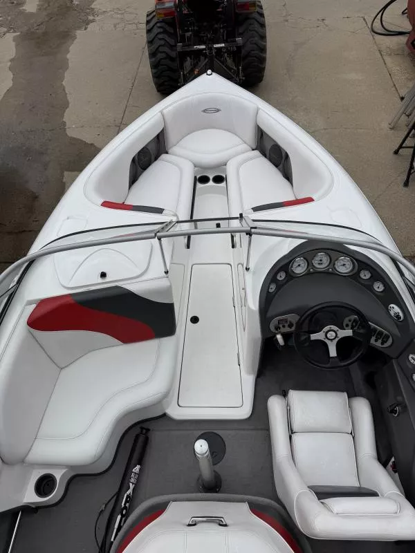 2005 Moomba Outback 