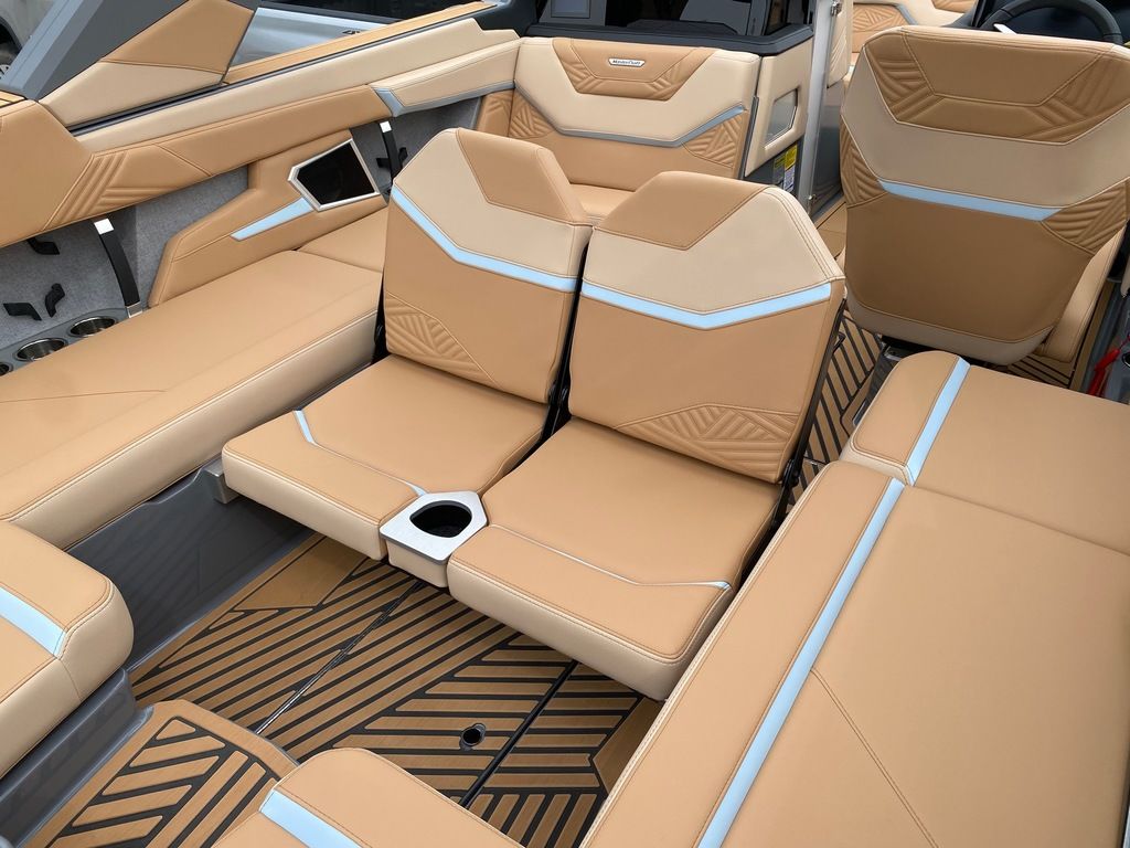 2025 MasterCraft XSTAR 23