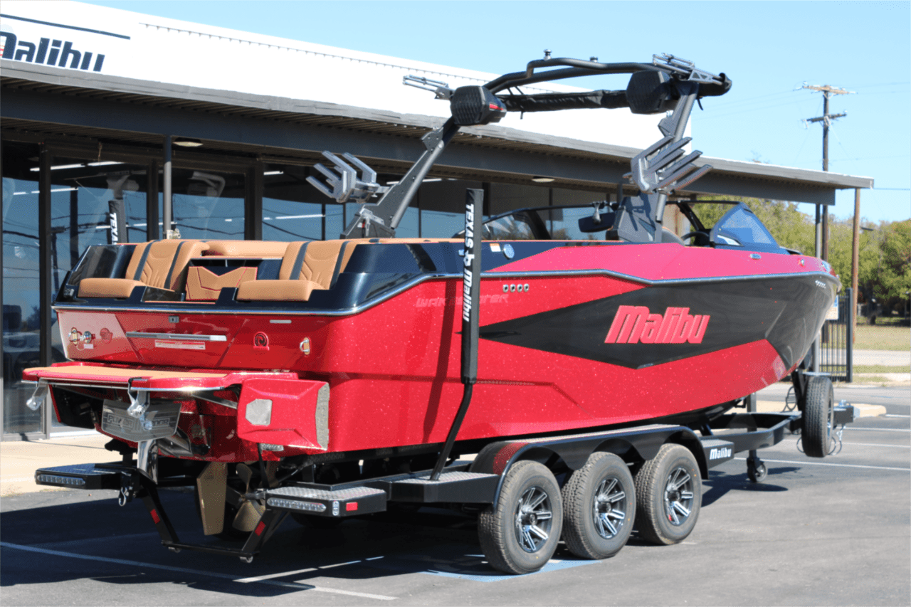 2025 Malibu 25 LSV