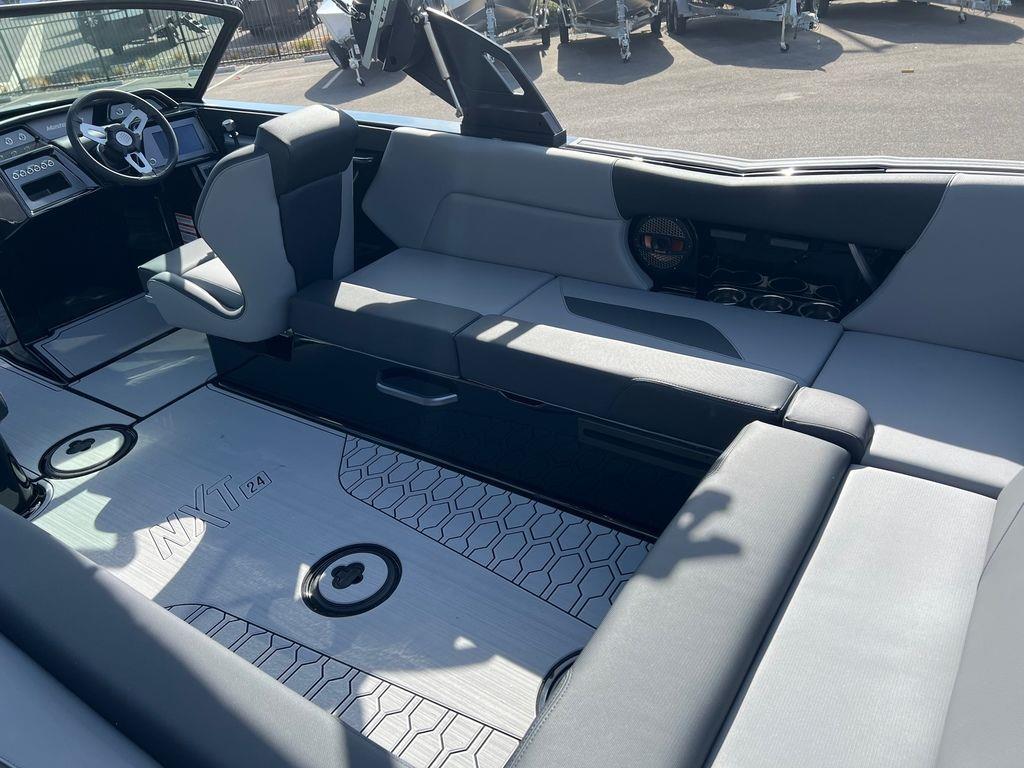 2024 MasterCraft NXT24