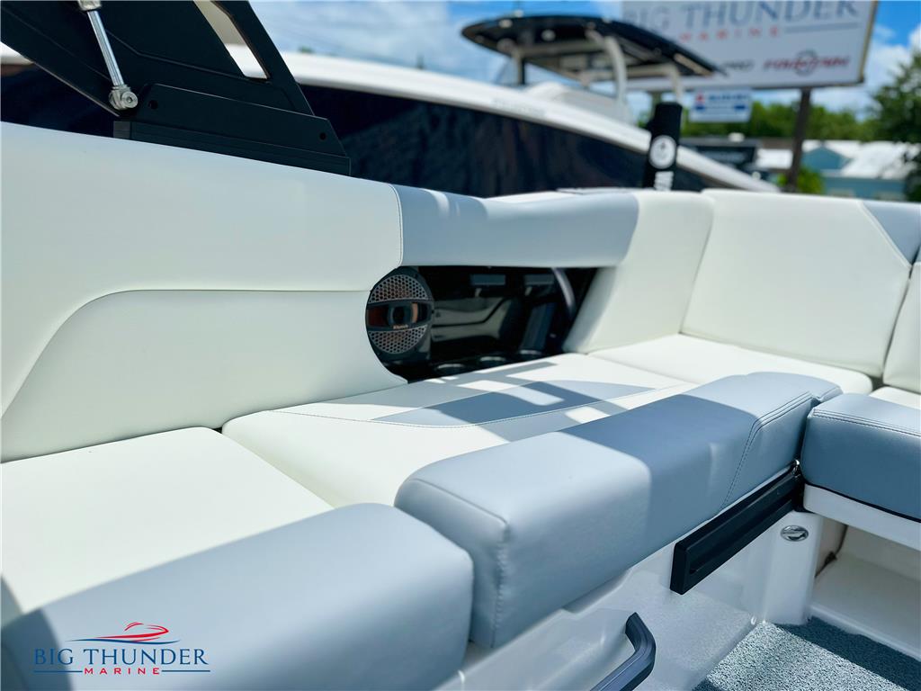 2023 MasterCraft NXT23