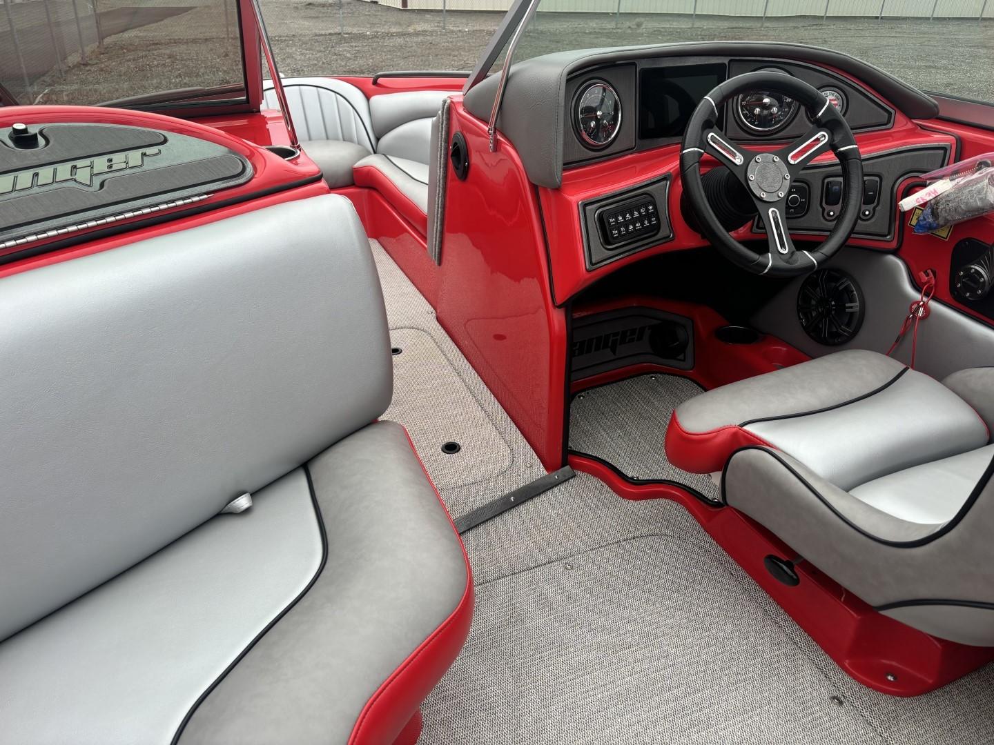 2023 Sanger V215 SX