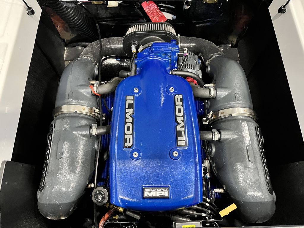 2019 MasterCraft XT23