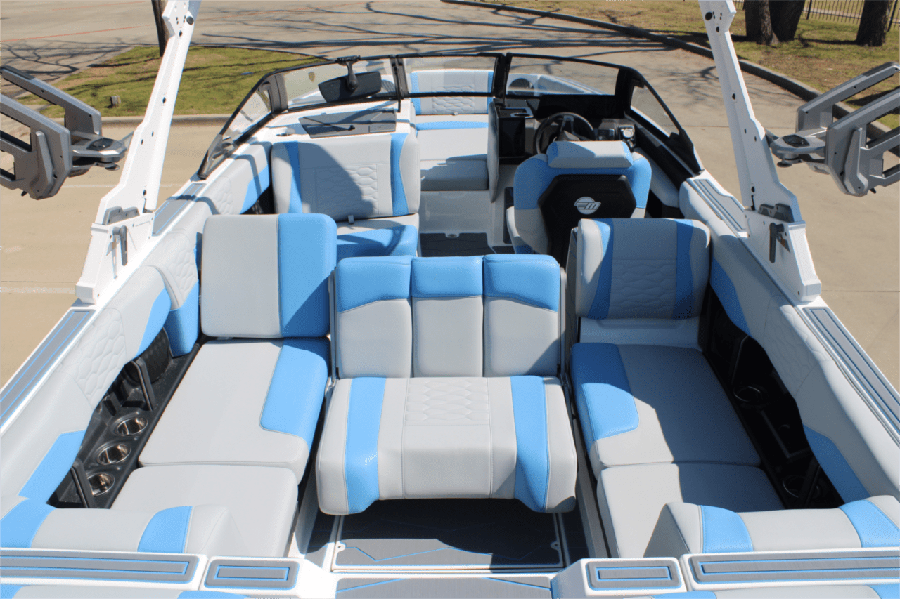 2025 Malibu 24 MXZ