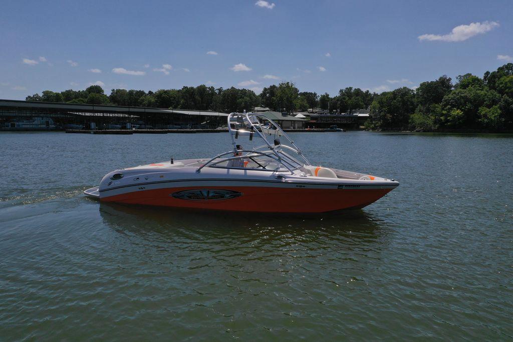 2005 Air Nautique 226 TE