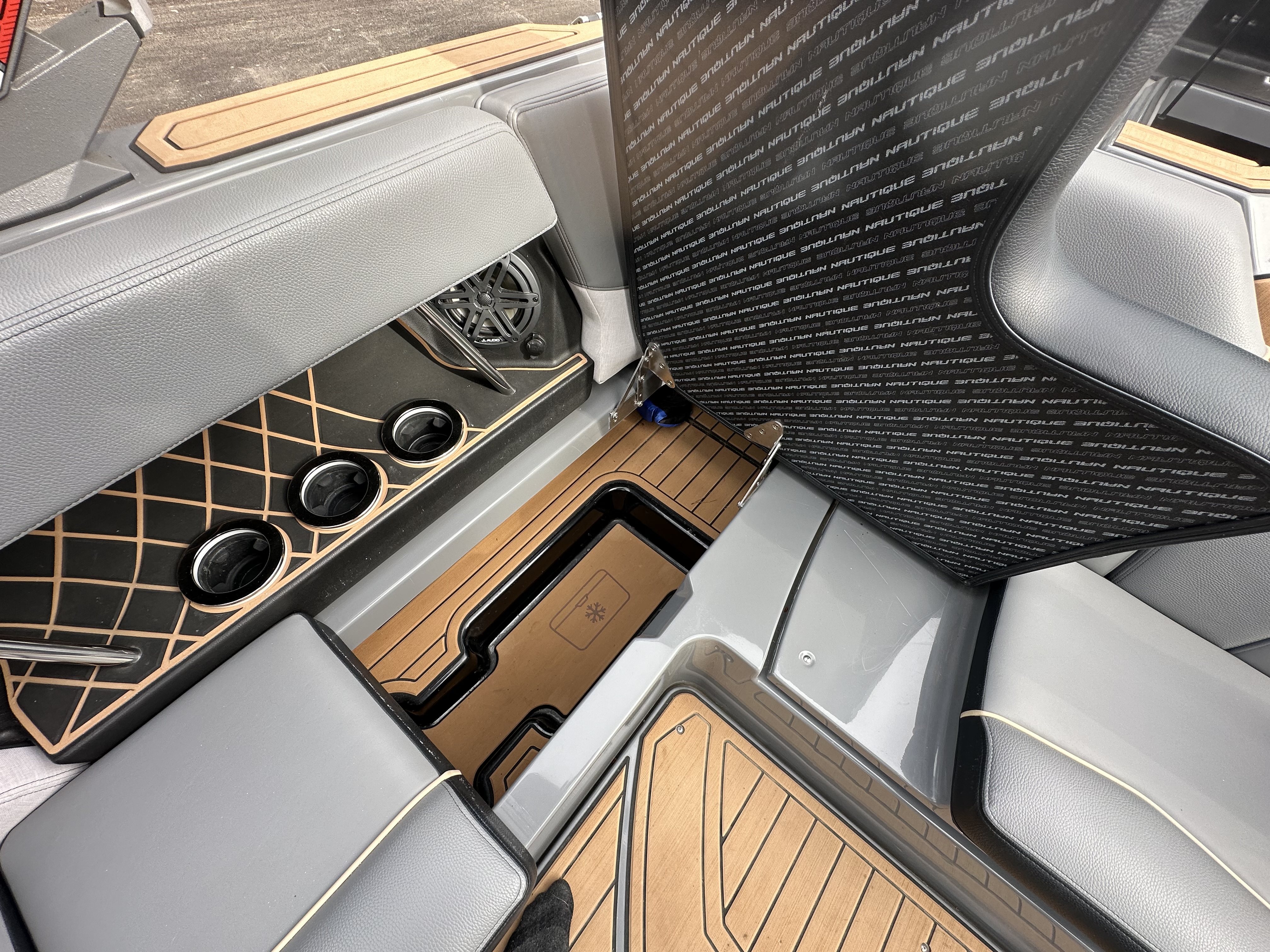 2021 Super Air Nautique GS 22