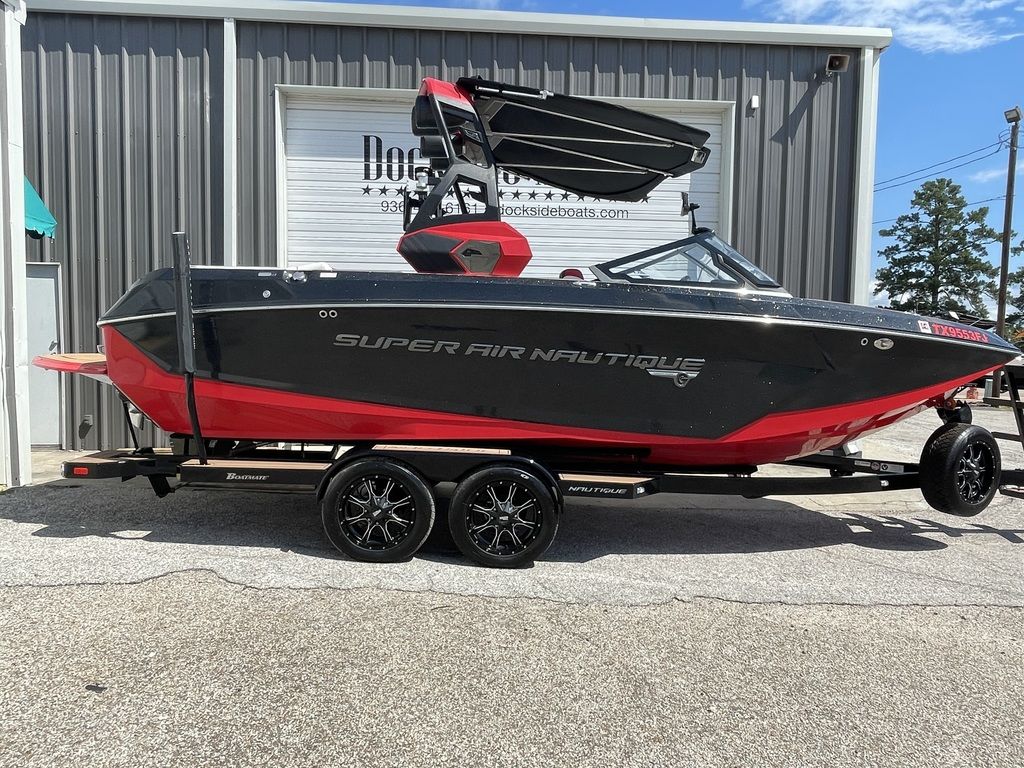 boat.Title