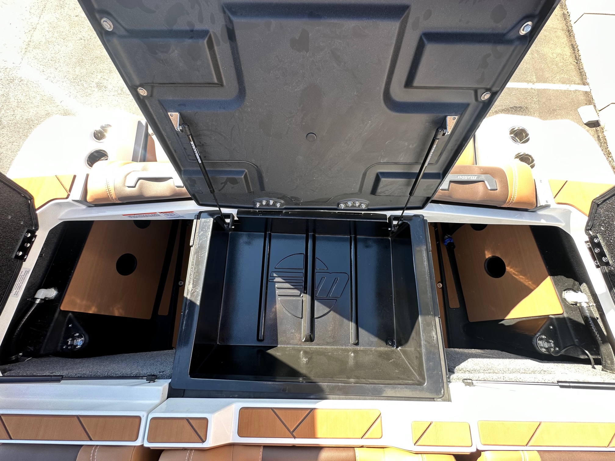 2025 Malibu Boats 26 LSV