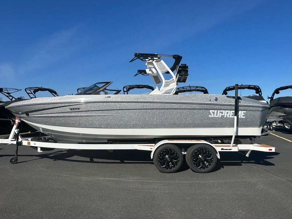 2024 Supreme Boats S240