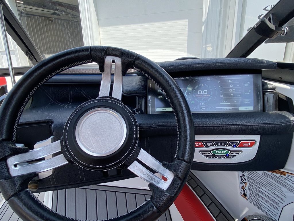 2018 Nautique Super Air G23