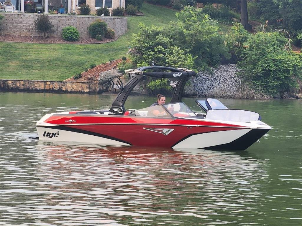 Lake RED-Y BRAND NEW 2023 Tige Z3