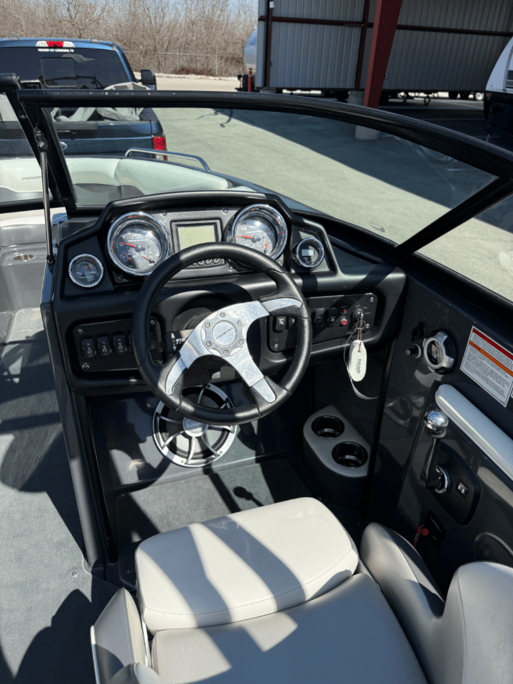 2014 Moomba Mobius LSV Icon