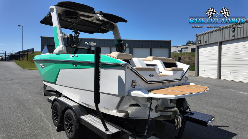 2022 Nautique S23