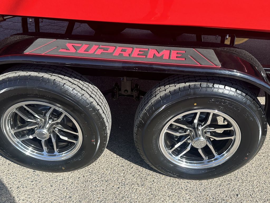 2024 supreme boats S220