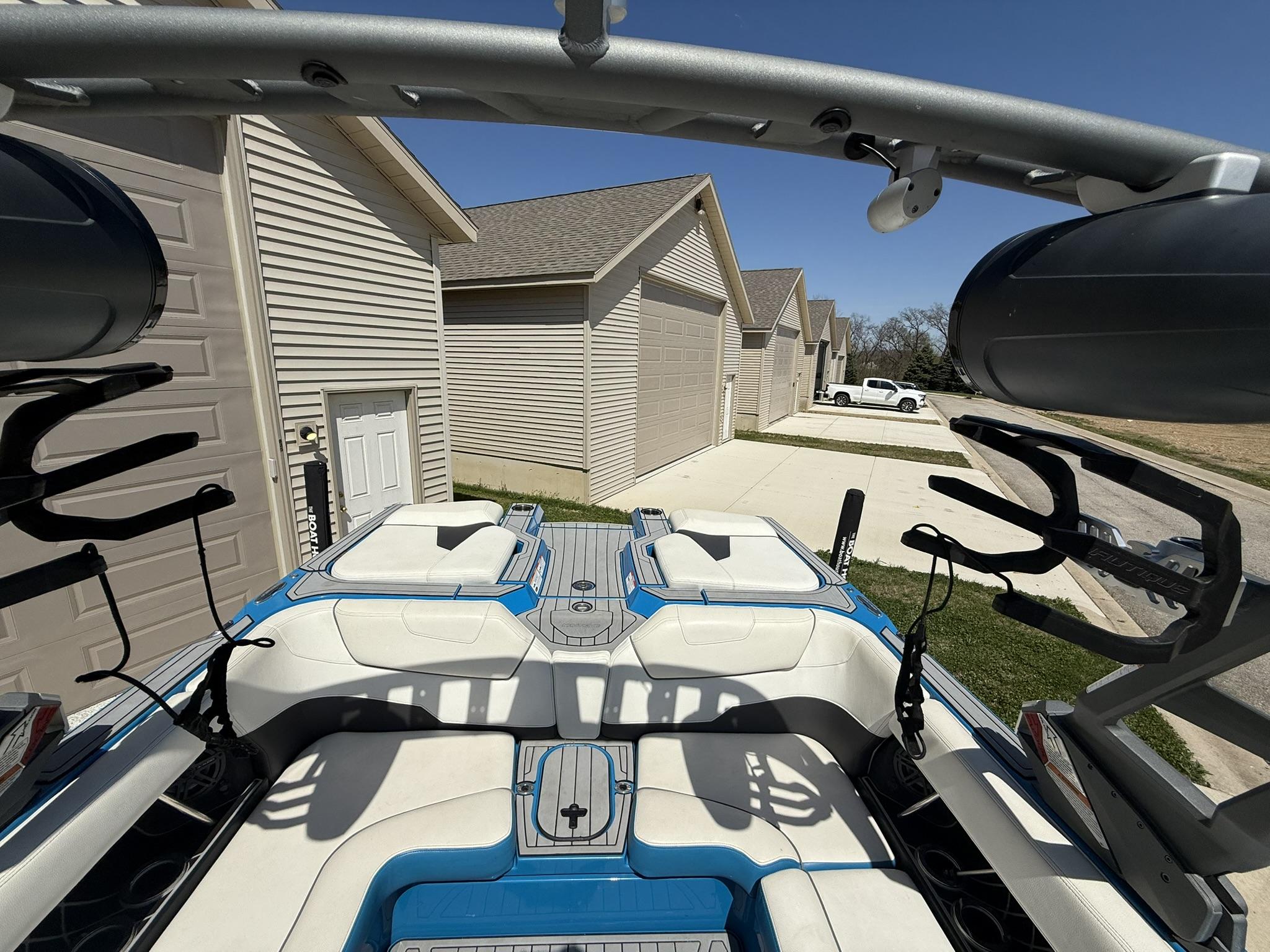 2018 Nautique GS22