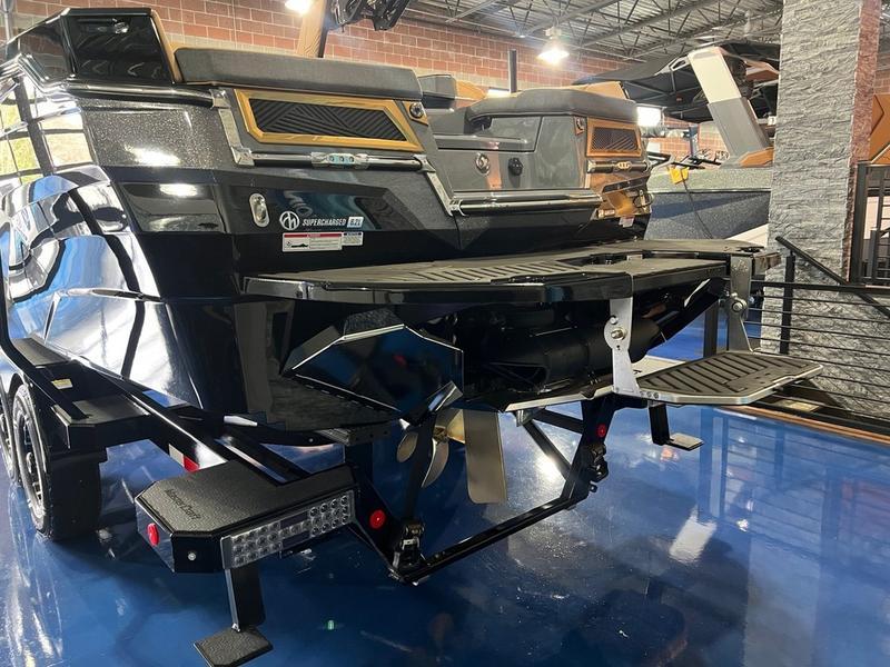 2024 MasterCraft XStar 23