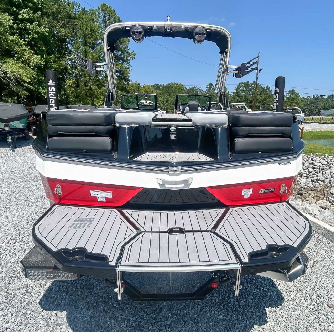 2023 MasterCraft XT24