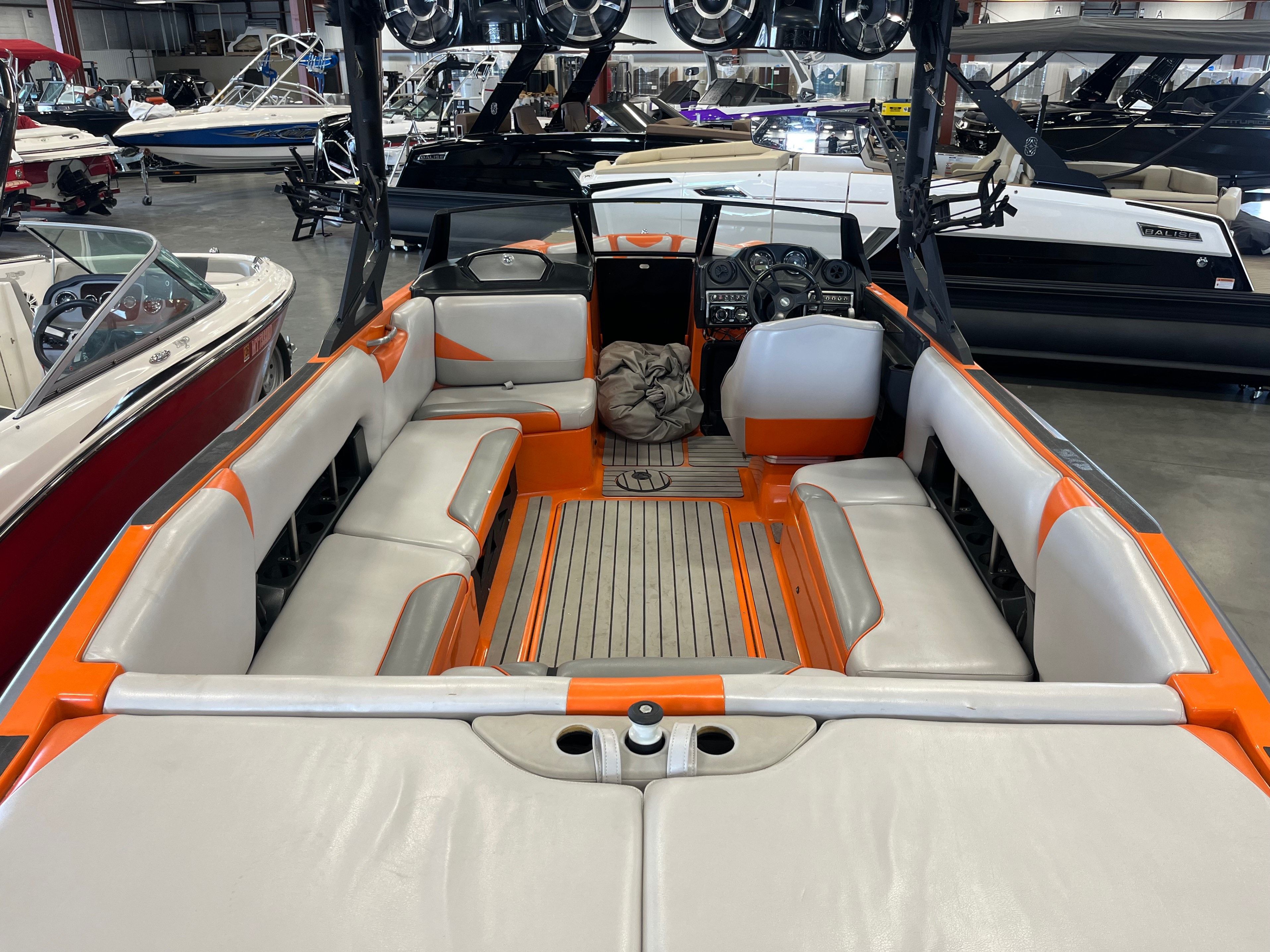 2015 Axis A24