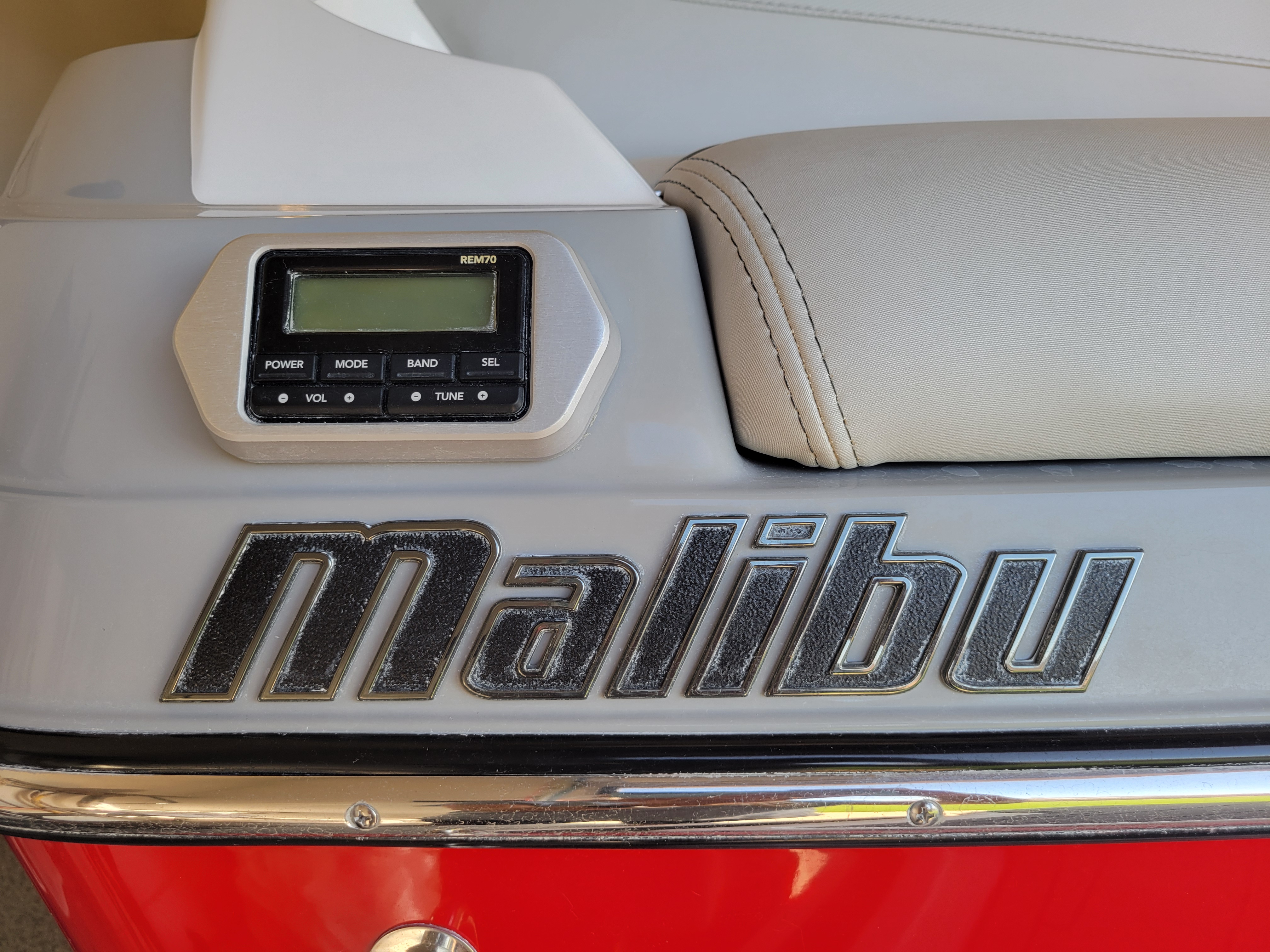  2017 Malibu Wakesetter 22 VLX
