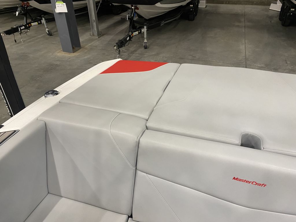 2023 MasterCraft NXT20
