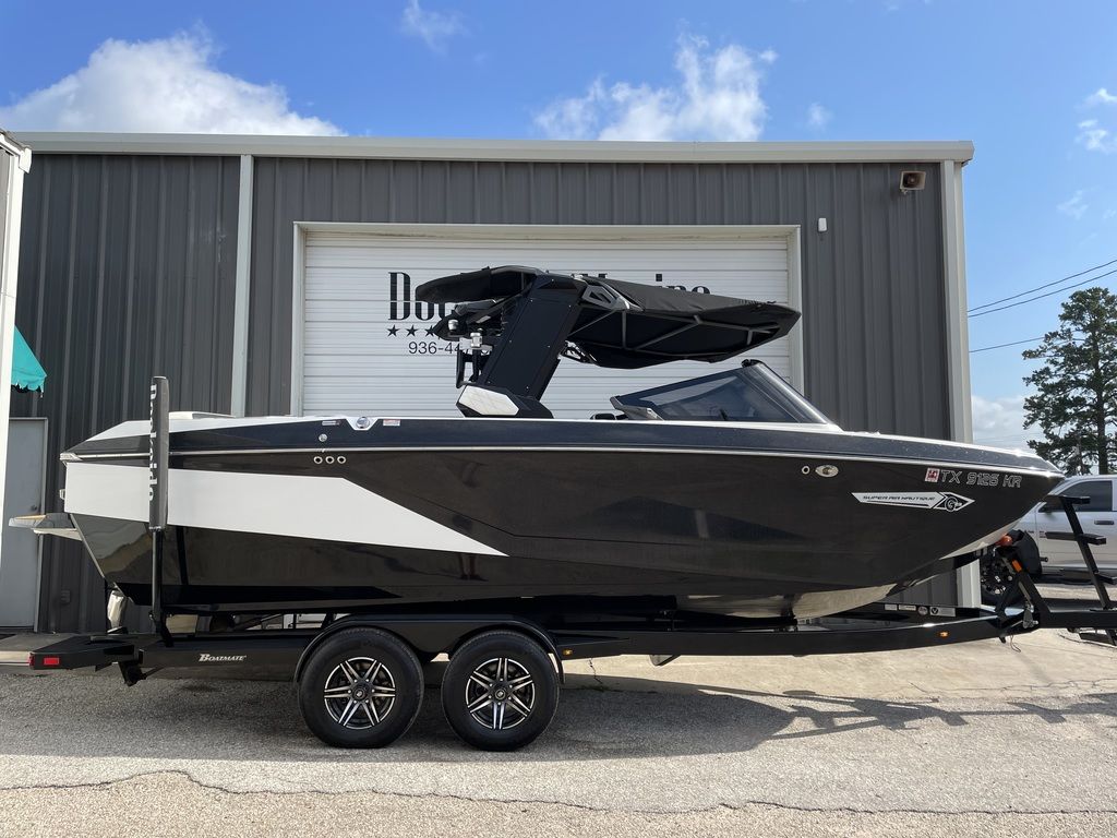 boat.Title