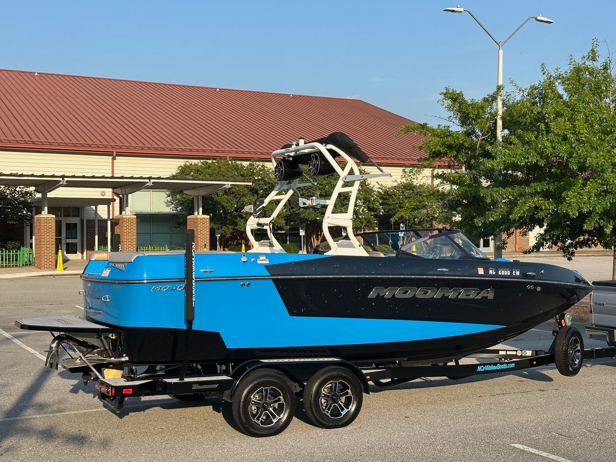 2022 Moomba Mojo - 6,300lbs Ballast - Upgraded