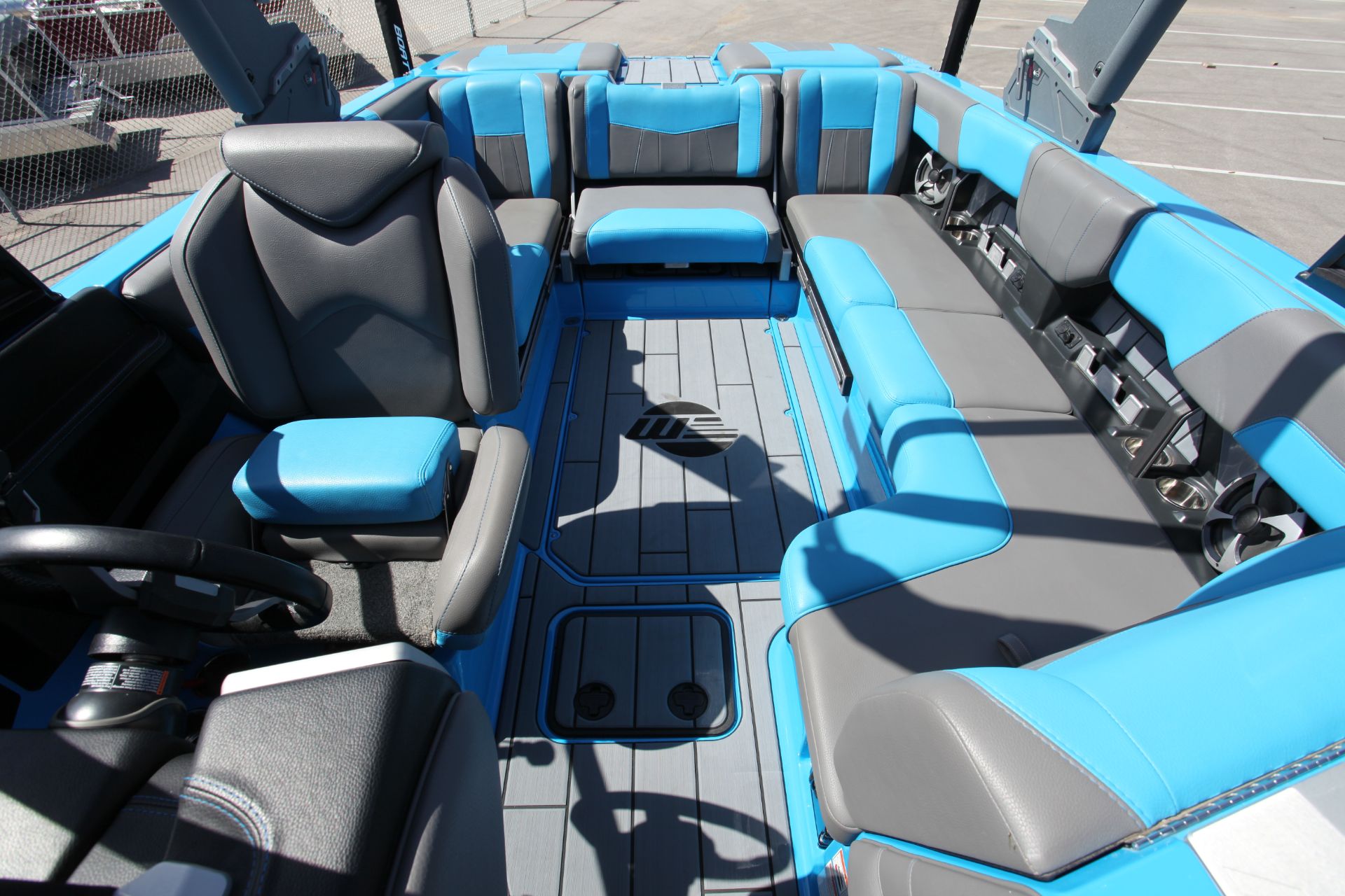  Malibu Wakesetter 23 MXZ