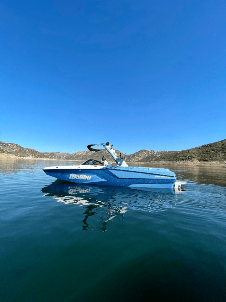 2025 Malibu 24 MXZ